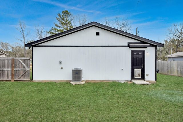 16124 Brettwood Lane, Splendora, TX 77372