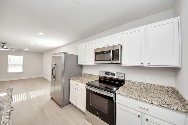 16124 Brettwood Lane, Splendora, TX 77372