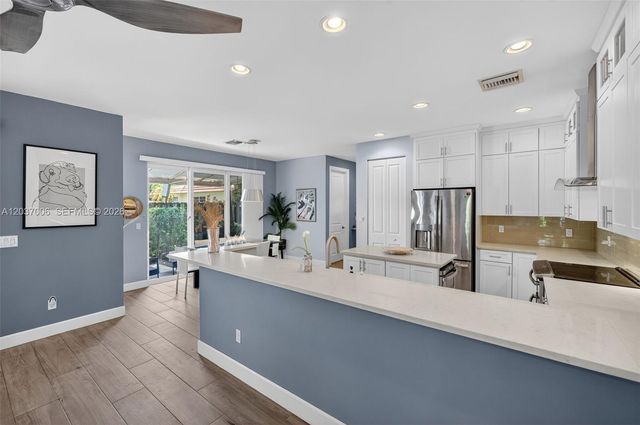 608 SW 15th St, Fort Lauderdale, FL 33315