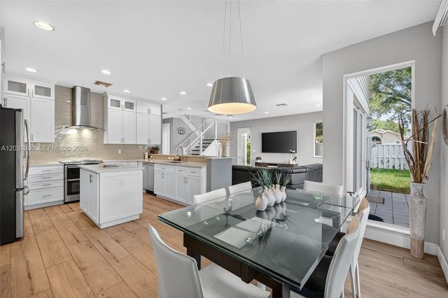 608 SW 15th St, Fort Lauderdale, FL 33315