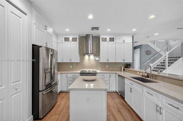 608 SW 15th St, Fort Lauderdale, FL 33315