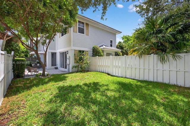 608 SW 15th St, Fort Lauderdale, FL 33315