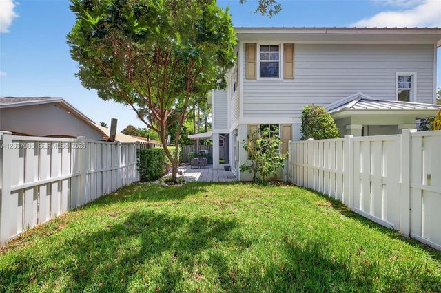 608 SW 15th St, Fort Lauderdale, FL 33315
