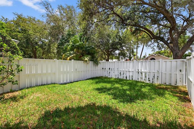 608 SW 15th St, Fort Lauderdale, FL 33315