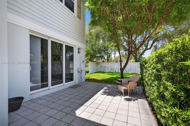608 SW 15th St, Fort Lauderdale, FL 33315