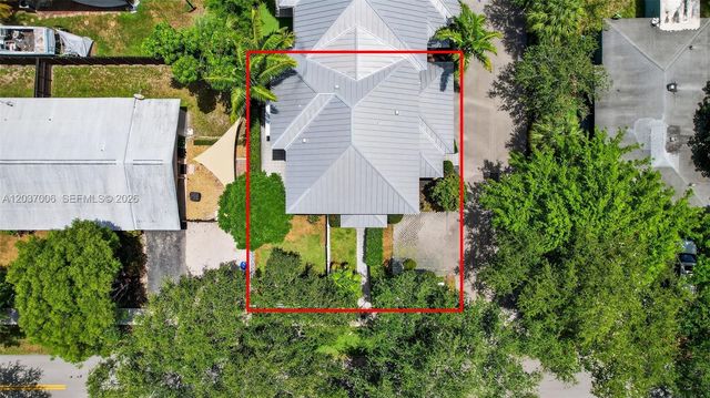 608 SW 15th St, Fort Lauderdale, FL 33315
