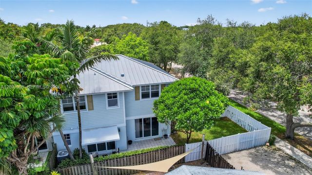 608 SW 15th St, Fort Lauderdale, FL 33315
