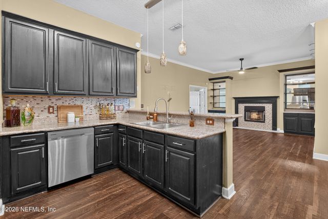 513 NEW BRUNSWICK Terrace, Jacksonville, FL 32221