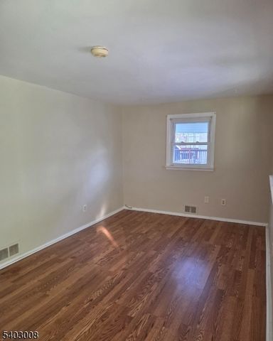 414 Main St, Keansburg Boro, NJ 07734