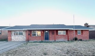 504 WILLOW Avenue, Dumas, TX 79029