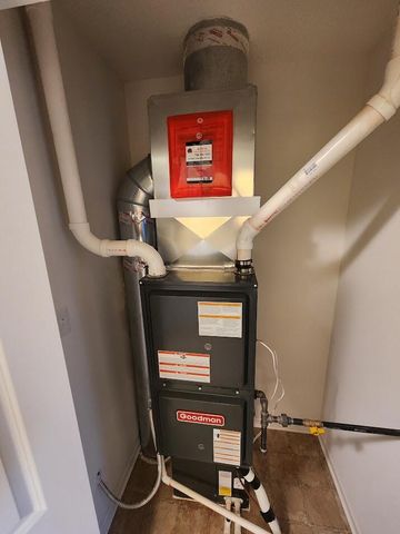 11564 Kentucky Street, Crown Point, IN 46307