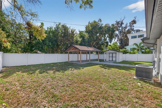 4420 POMPANO DRIVE SE, St Petersburg, FL 33705