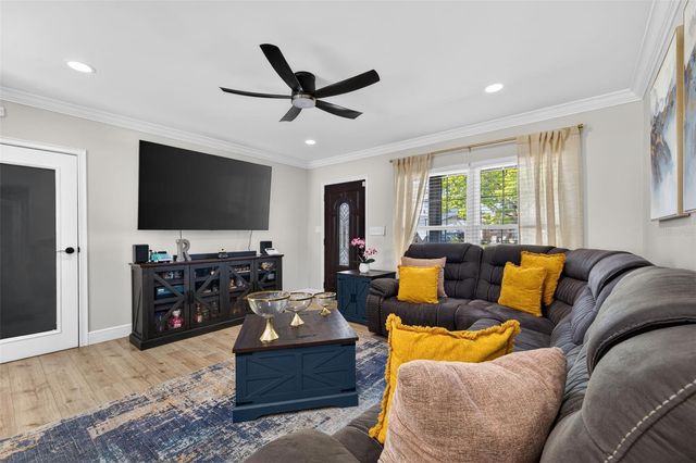 4420 POMPANO DRIVE SE, St Petersburg, FL 33705