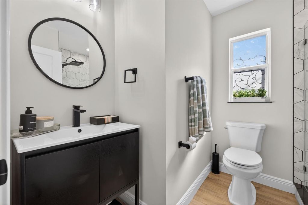 Image 15 of property listing at 4420 POMPANO DRIVE SE, St Petersburg, FL 33705