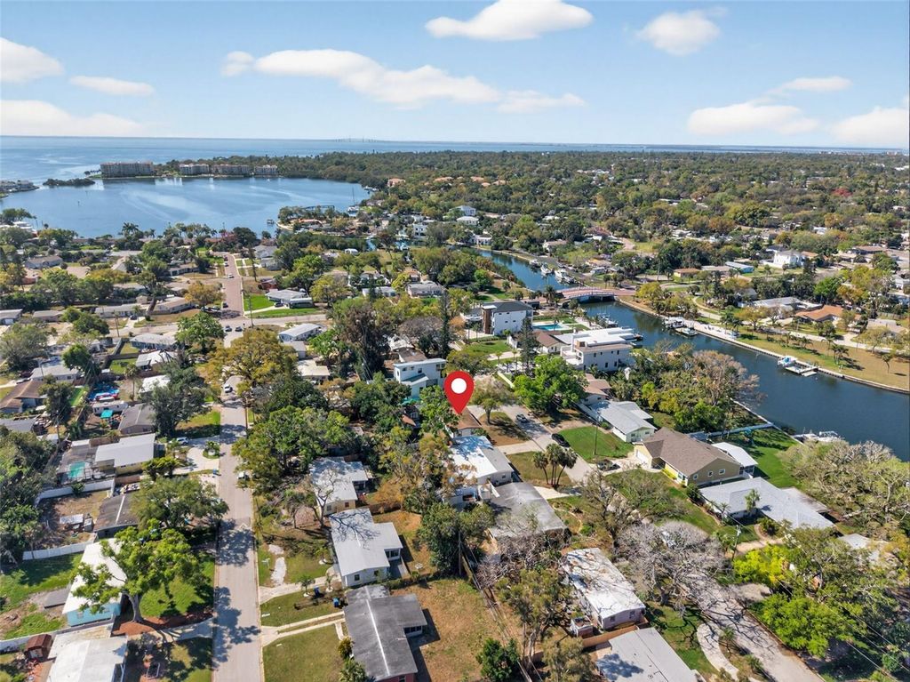 Image 22 of property listing at 4420 POMPANO DRIVE SE, St Petersburg, FL 33705