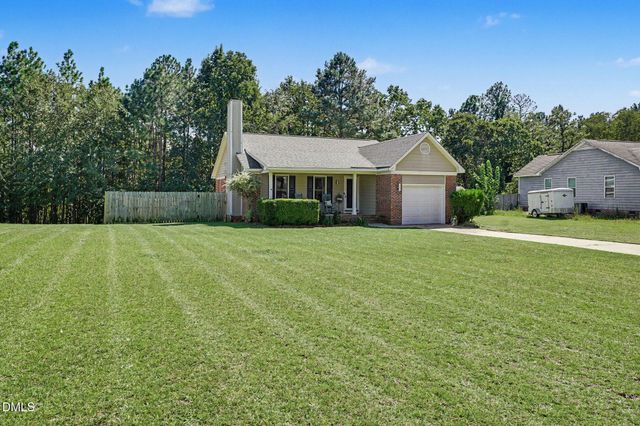 210 Spruce Pine Drive, Raeford, NC 28376