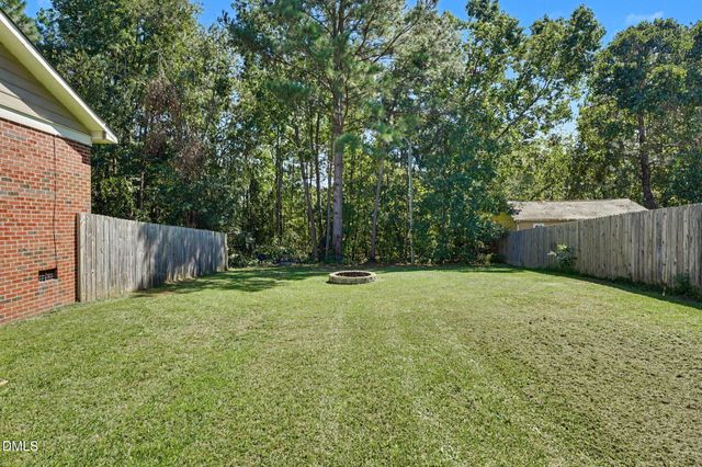 210 Spruce Pine Drive, Raeford, NC 28376