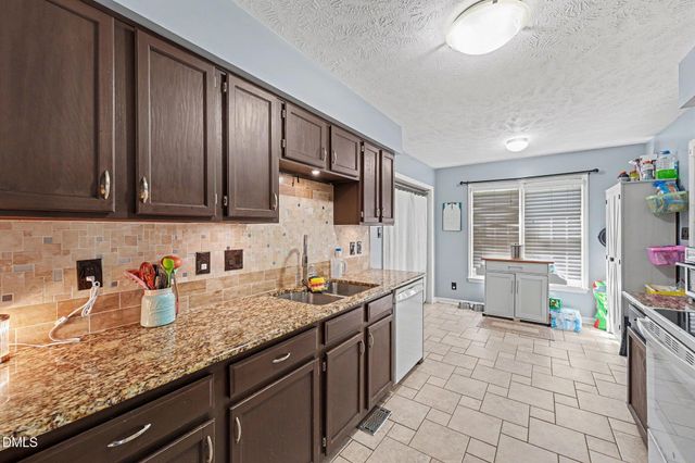 210 Spruce Pine Drive, Raeford, NC 28376
