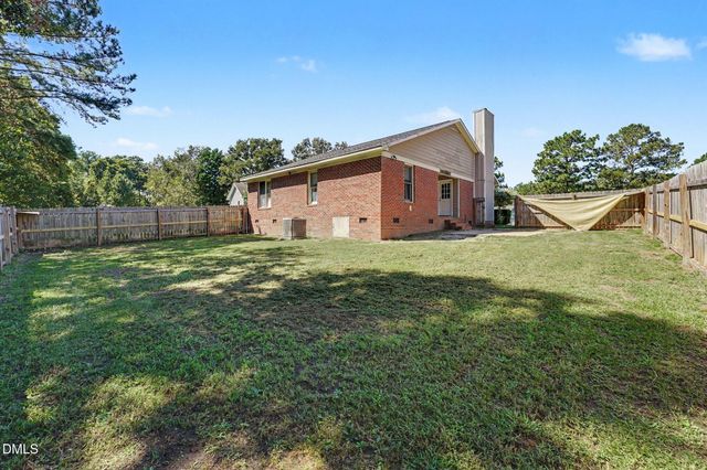 210 Spruce Pine Drive, Raeford, NC 28376