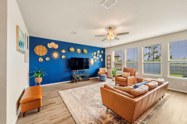 2817 Sellers Island Drive, League City, TX 77573