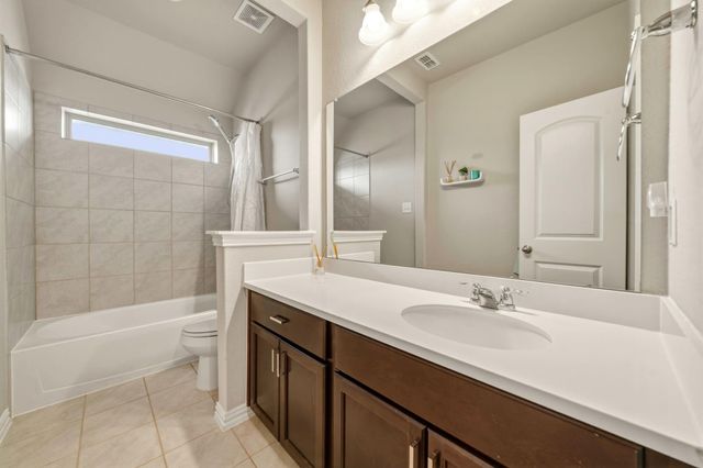 2817 Sellers Island Drive, League City, TX 77573