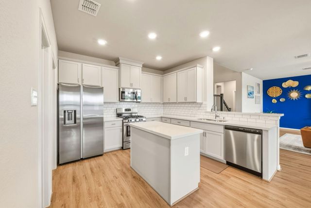 2817 Sellers Island Drive, League City, TX 77573