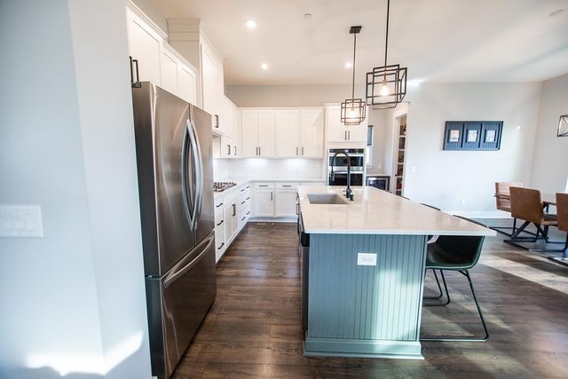 104 Ruby Dr, Hendersonville, TN 37075