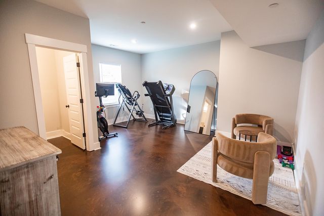 104 Ruby Dr, Hendersonville, TN 37075