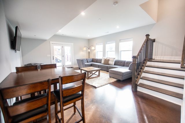 104 Ruby Dr, Hendersonville, TN 37075