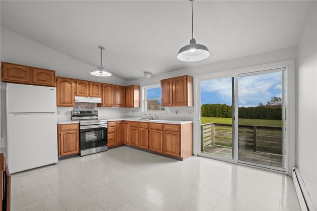 355 Bristol Ferry Road 1, Portsmouth, RI 02871