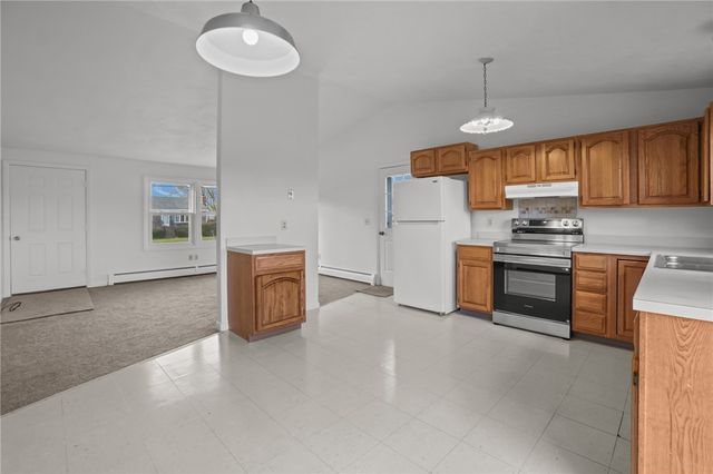 355 Bristol Ferry Road 1, Portsmouth, RI 02871