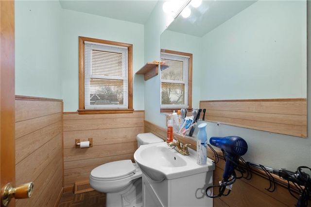 2008 E 15th Street, Sedalia, MO 65301