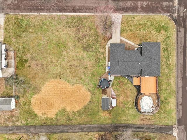 2008 E 15th Street, Sedalia, MO 65301