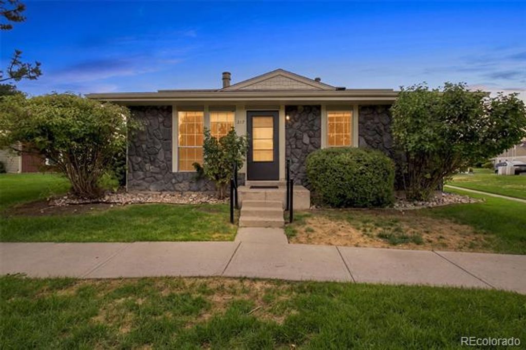 1225 S Oneida Street 217, Denver, CO 80224