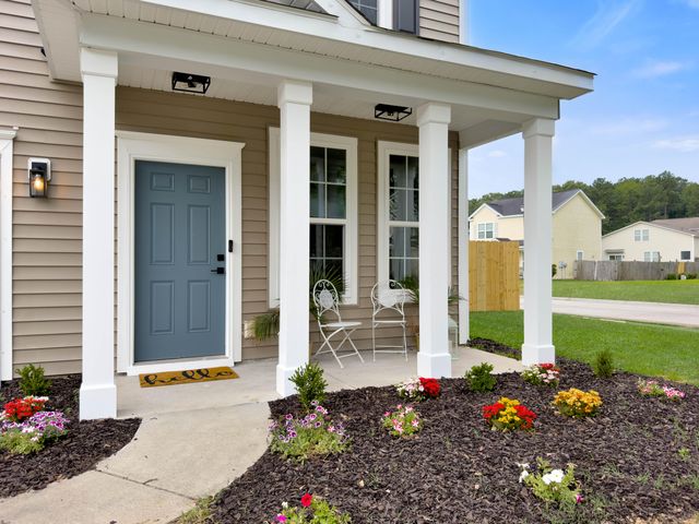 266 Oglethorpe Circle, Moncks Corner, SC 29461