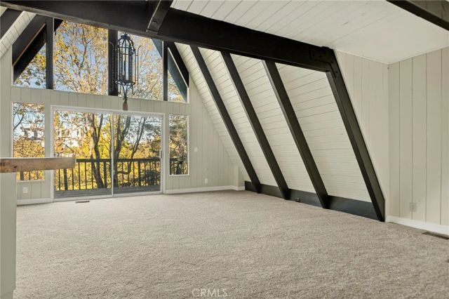 206 S Fairway, Lake Arrowhead, CA 92352