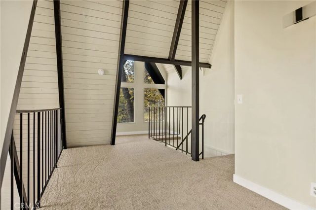 206 S Fairway, Lake Arrowhead, CA 92352