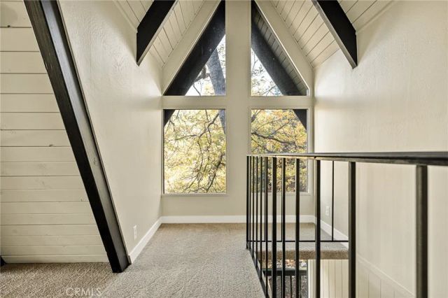 206 S Fairway, Lake Arrowhead, CA 92352