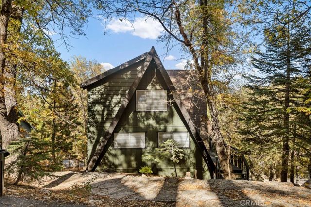 206 S Fairway, Lake Arrowhead, CA 92352