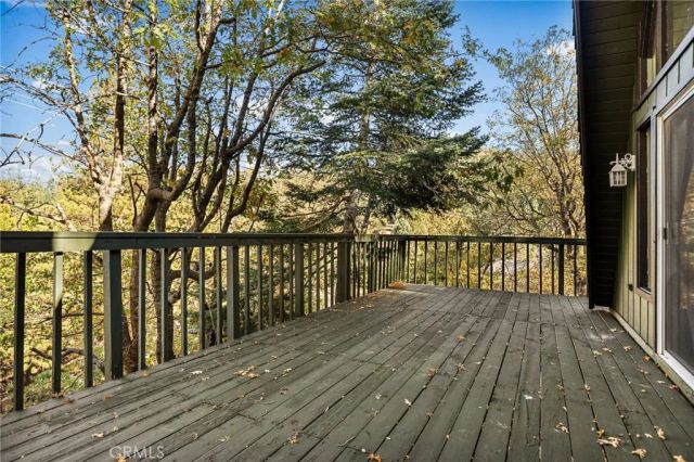 206 S Fairway, Lake Arrowhead, CA 92352