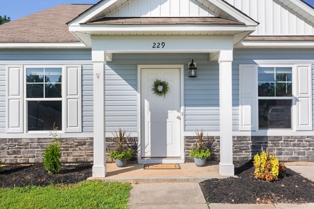 229 Maple Grove Road, Seneca, SC 29678