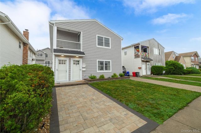 542 E Pine Street Upper, Long Beach, NY 11561