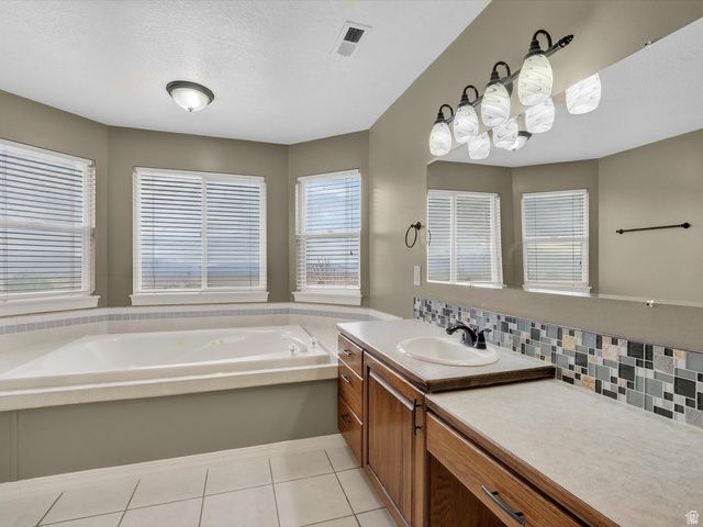 355 N 1100 E, Hyde Park, UT 84318