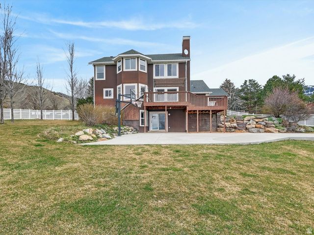 355 N 1100 E, Hyde Park, UT 84318