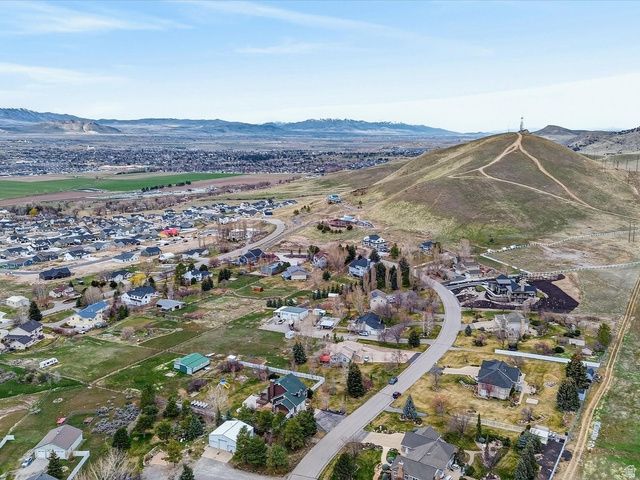 355 N 1100 E, Hyde Park, UT 84318