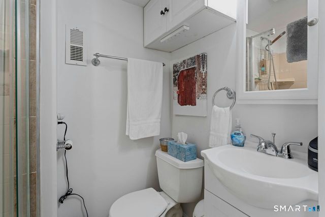 18 Chester Street, Norwalk, CT 06850