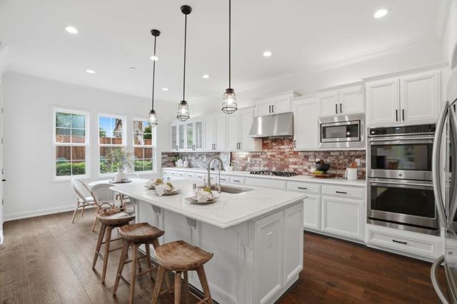 18220 Tolusa Place, Morgan Hill, CA 95037
