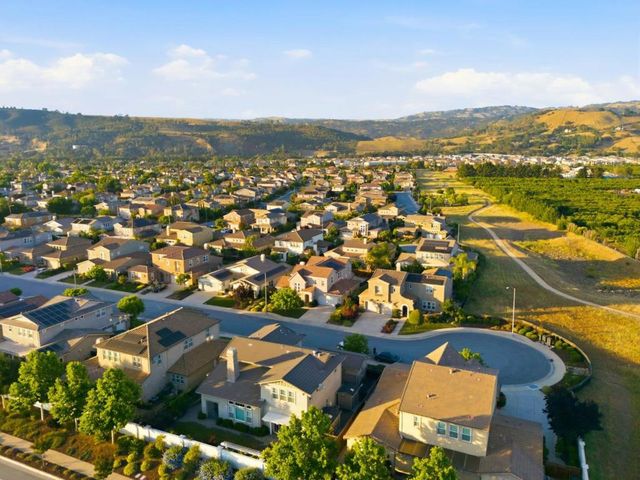 18220 Tolusa Place, Morgan Hill, CA 95037