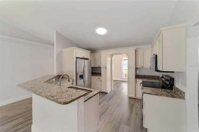 4020 NE 14TH COURT, Ocala, FL 34479