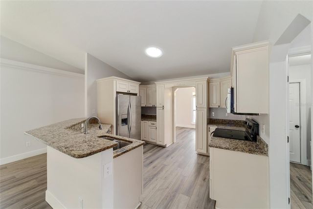 4020 NE 14TH COURT, Ocala, FL 34479